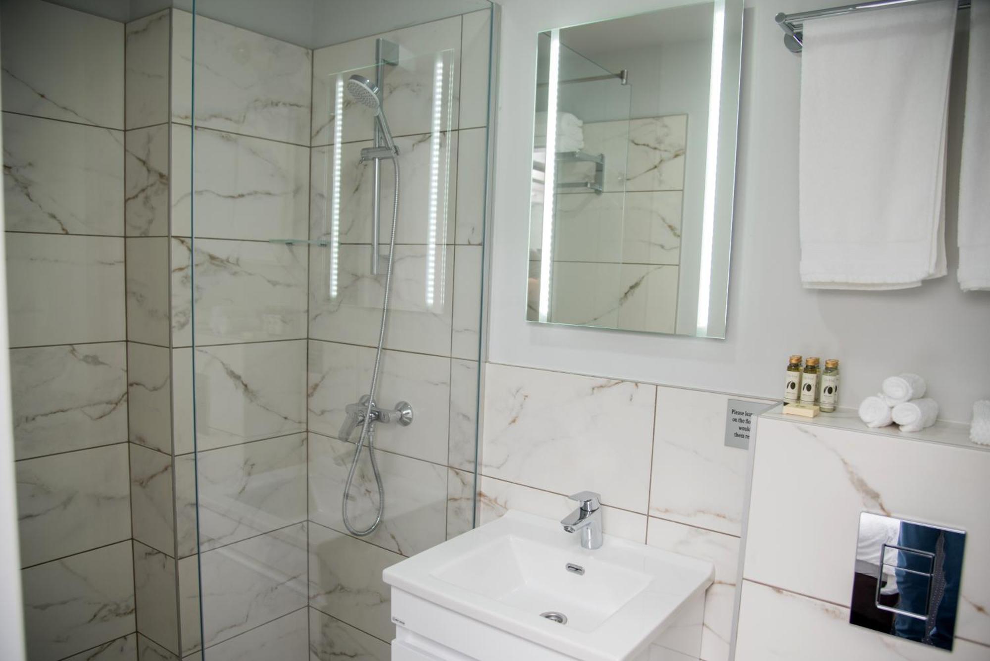 Republic Square Luxury Suites เบลเกรด ภายนอก รูปภาพ