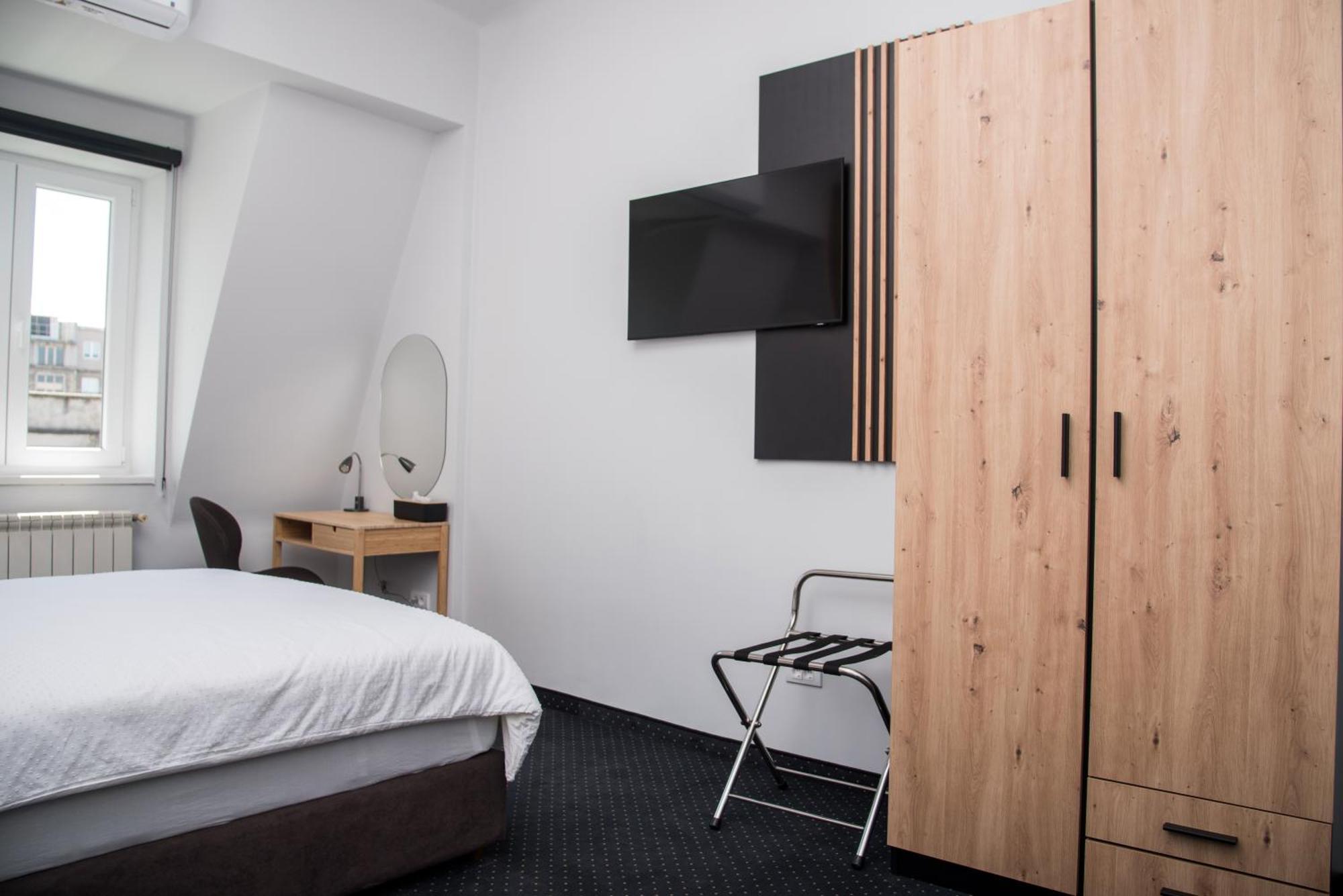 Republic Square Luxury Suites เบลเกรด ภายนอก รูปภาพ