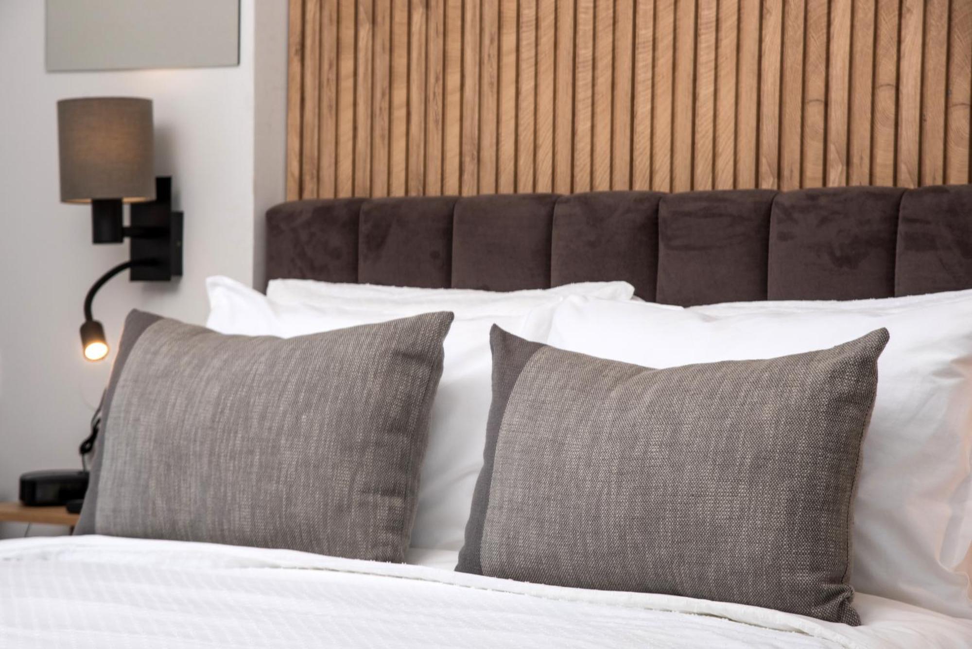 Republic Square Luxury Suites เบลเกรด ภายนอก รูปภาพ