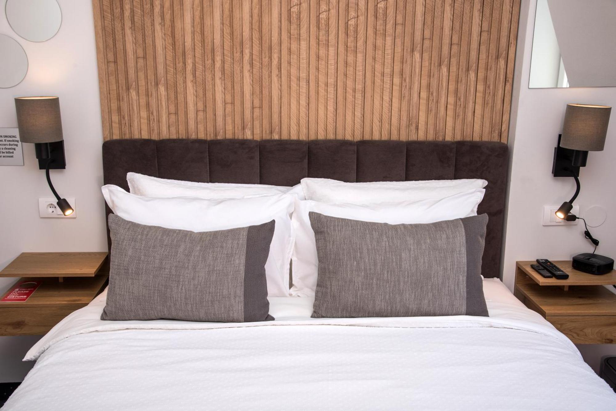 Republic Square Luxury Suites เบลเกรด ภายนอก รูปภาพ